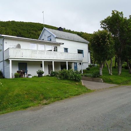 Peaceful Farm Apartment Bostad Exterior photo